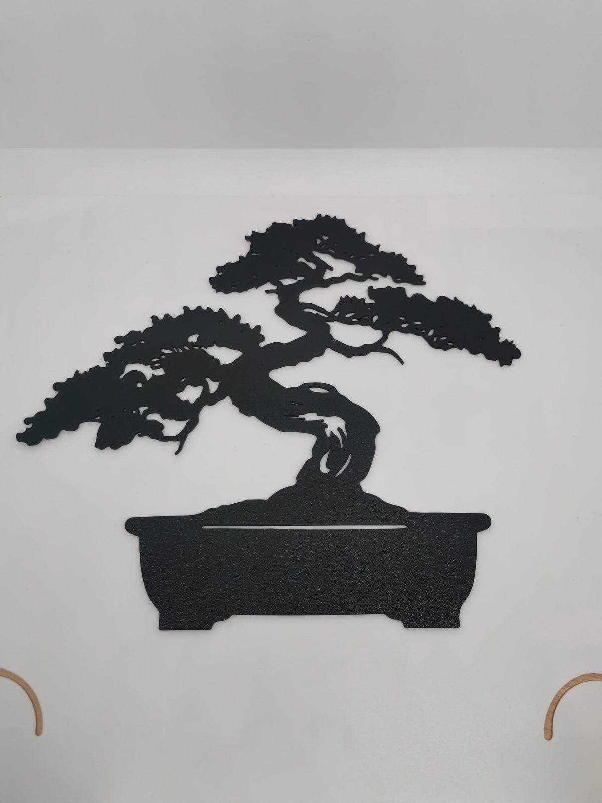 Bonsai Wandbild, asiatische Wanddeko in Schwarz, minimalistisches Zen-Motiv, japanisches Design, ruhige Raumgestaltung, Geschenkidee